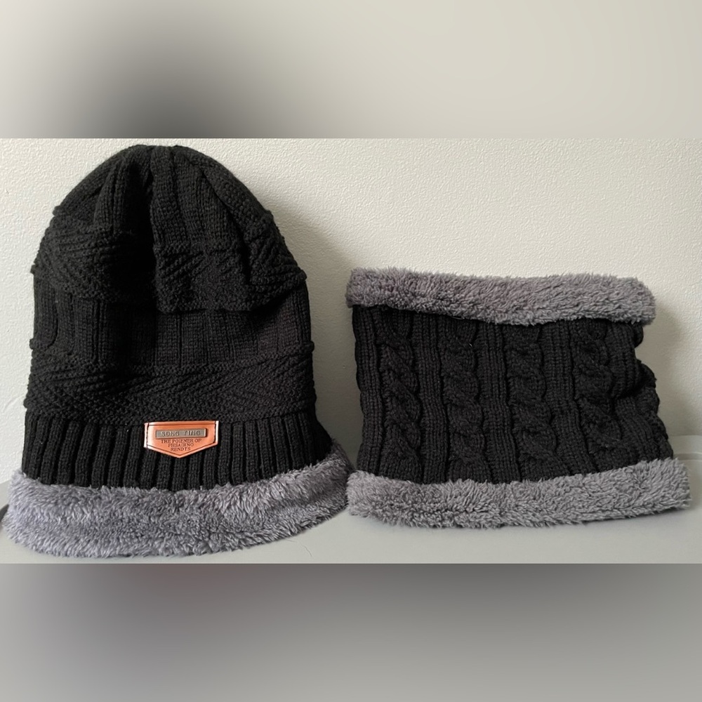 2pcs/set Fleece Lined Hat & Infinity Scarf Set